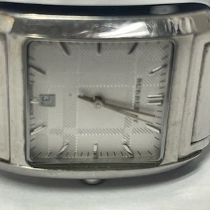 Women Burberry watch BU1572 watch